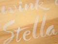 Wink of Stella Brush II Glitter White na drewnie.jpg